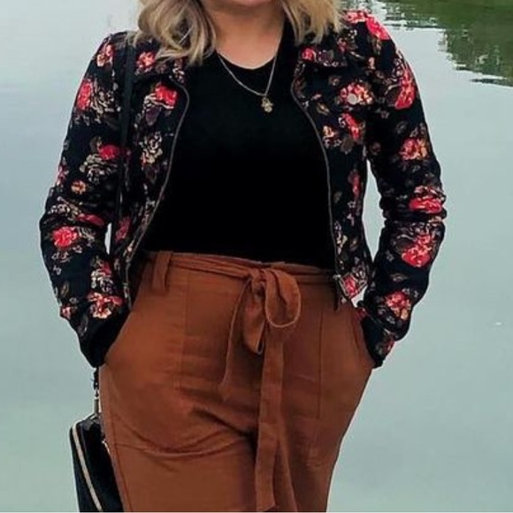 Floral denim zip up jacket - Picture 7 of 7